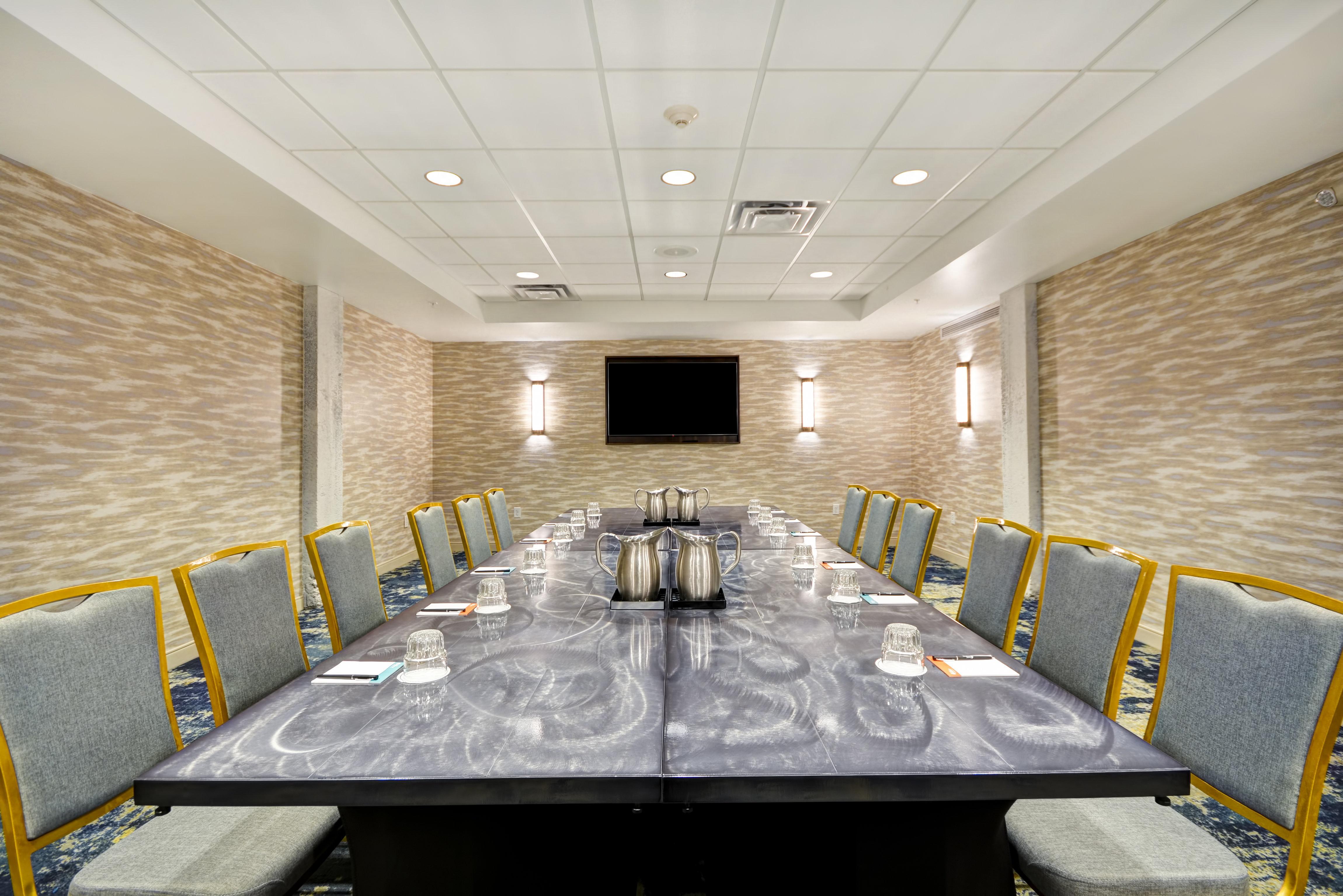 Indigo Kansas - The Crossroads By Ihg Hotel 3*