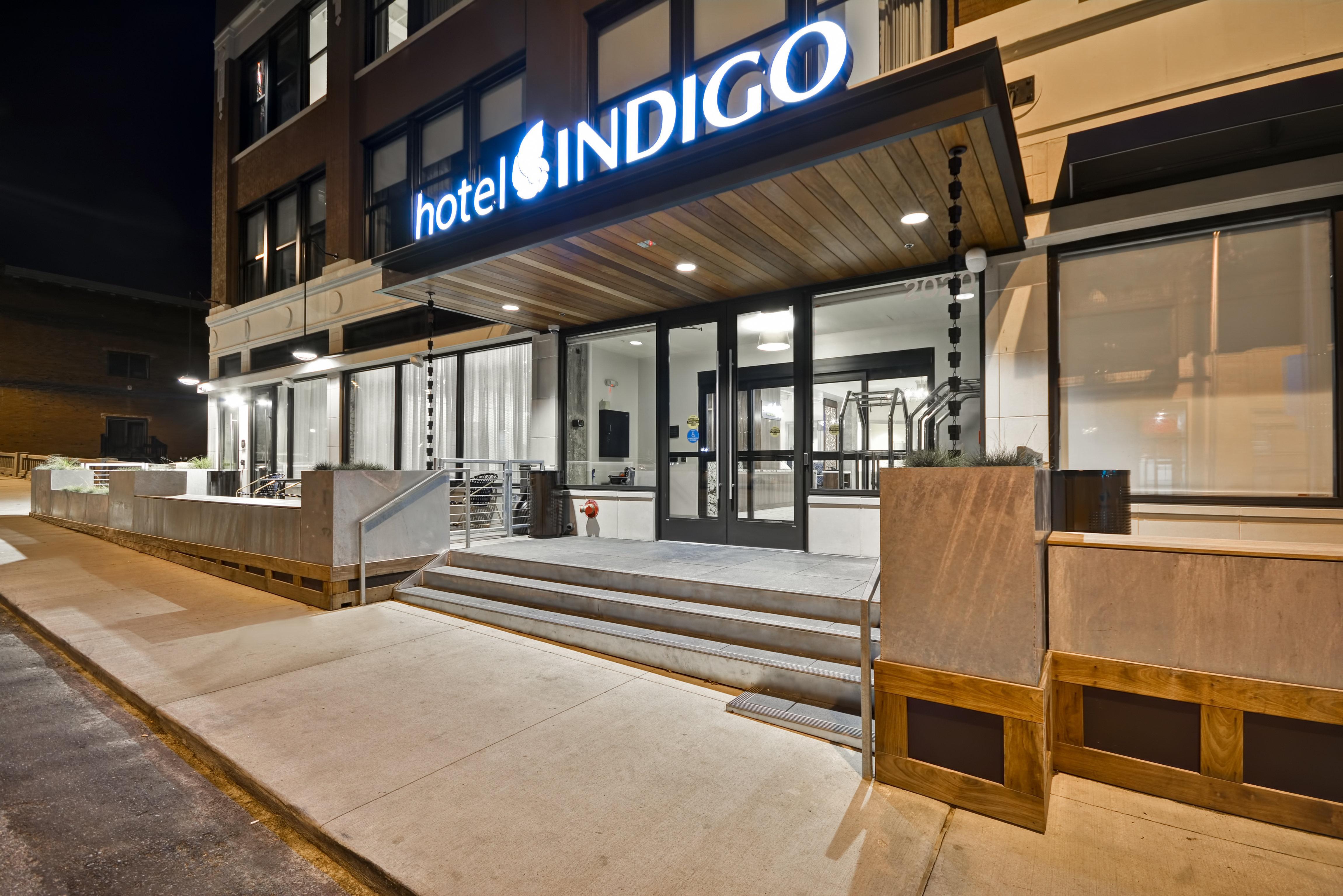 Indigo Kansas - The Crossroads By Ihg