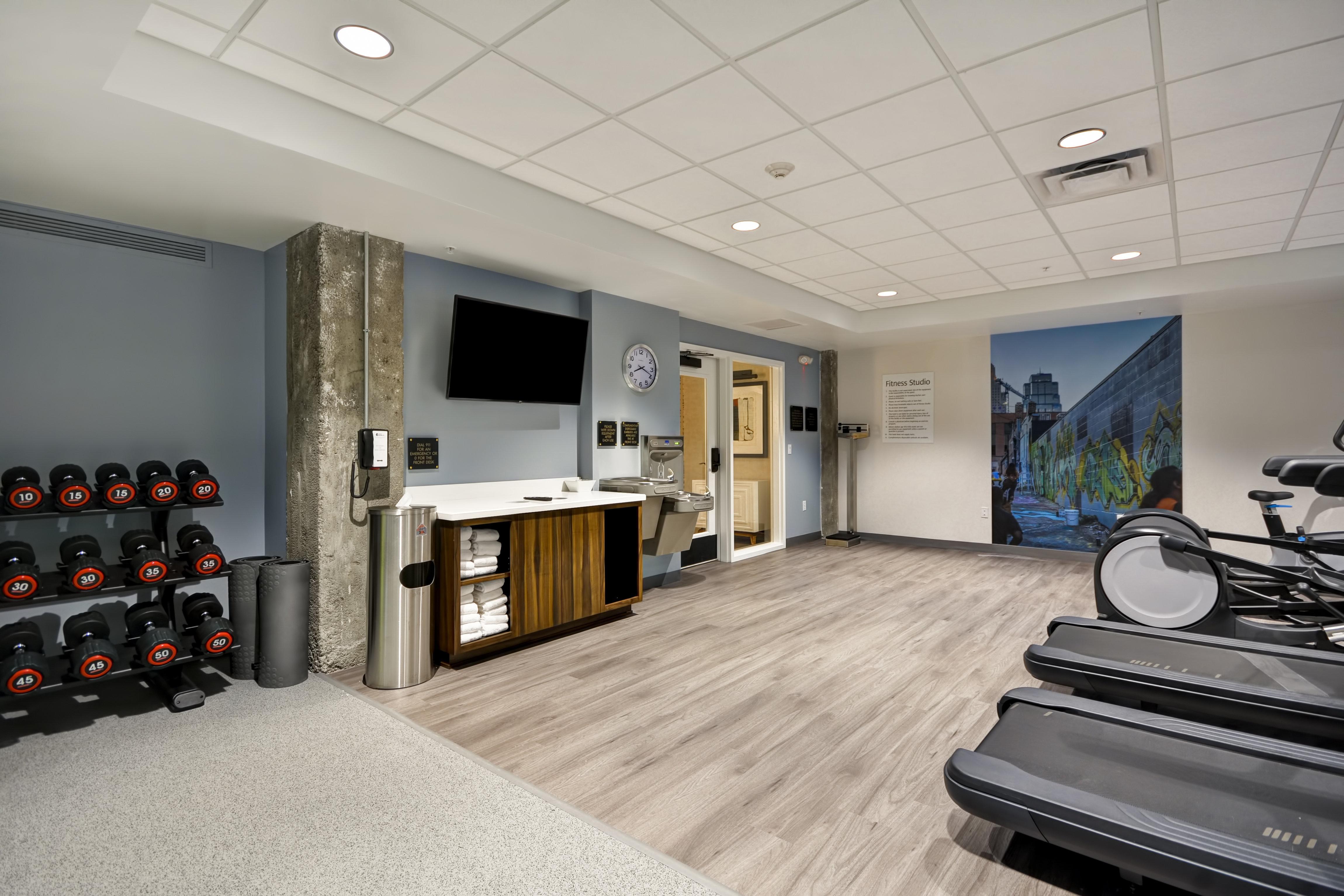 Indigo Kansas - The Crossroads By Ihg Hotel Kansas City