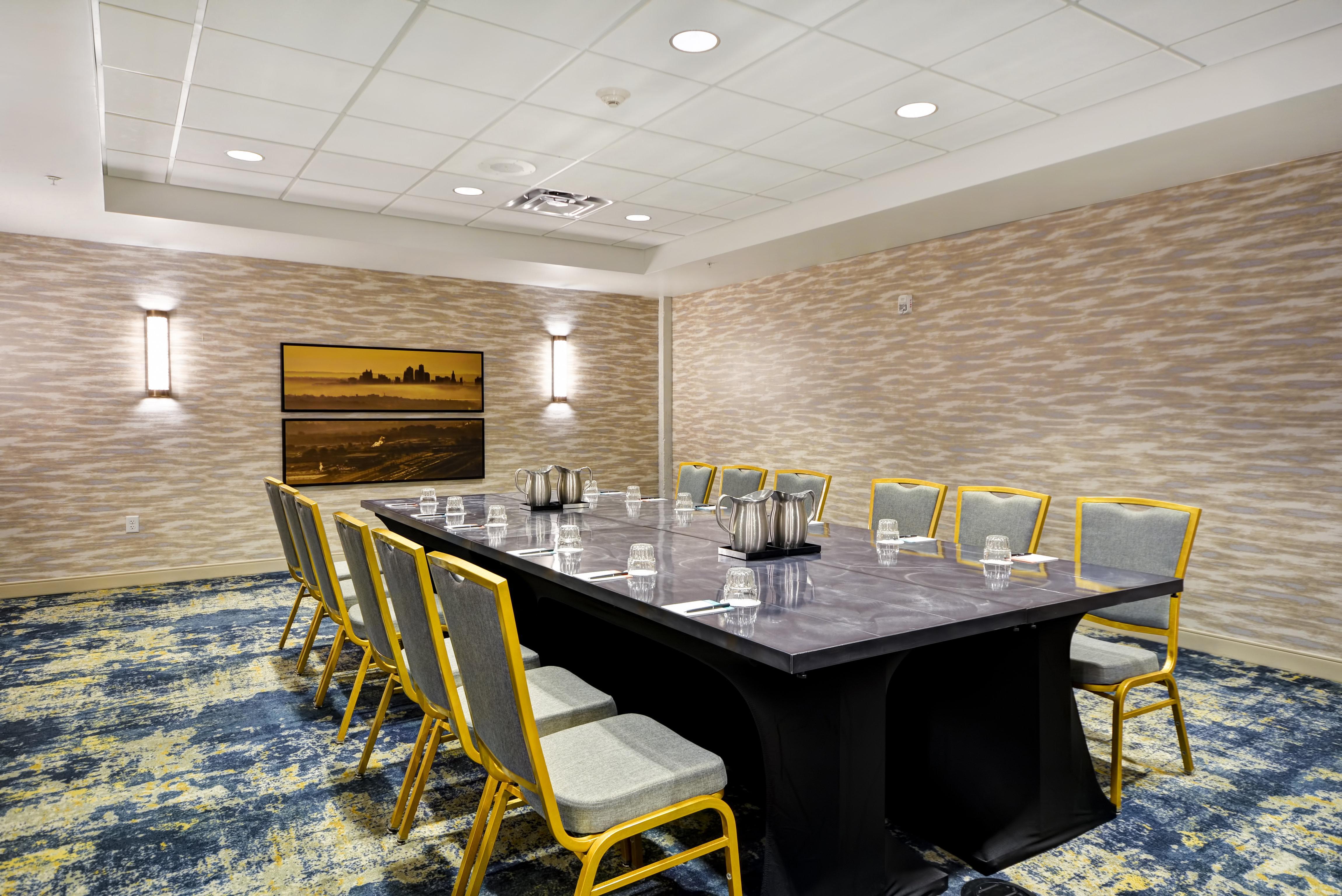 Indigo Kansas - The Crossroads By Ihg Hotel Kansas City