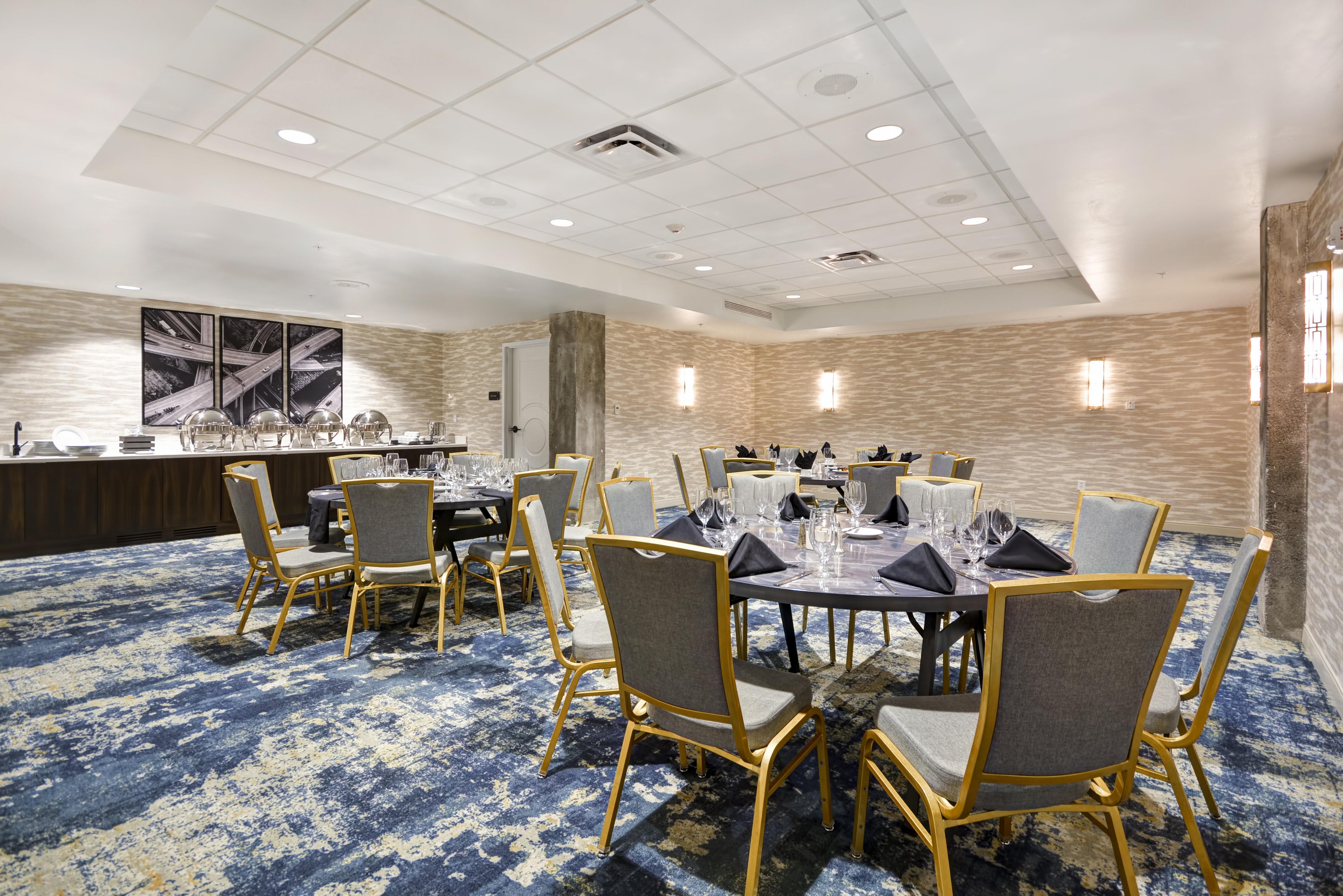 Indigo Kansas - The Crossroads By Ihg
